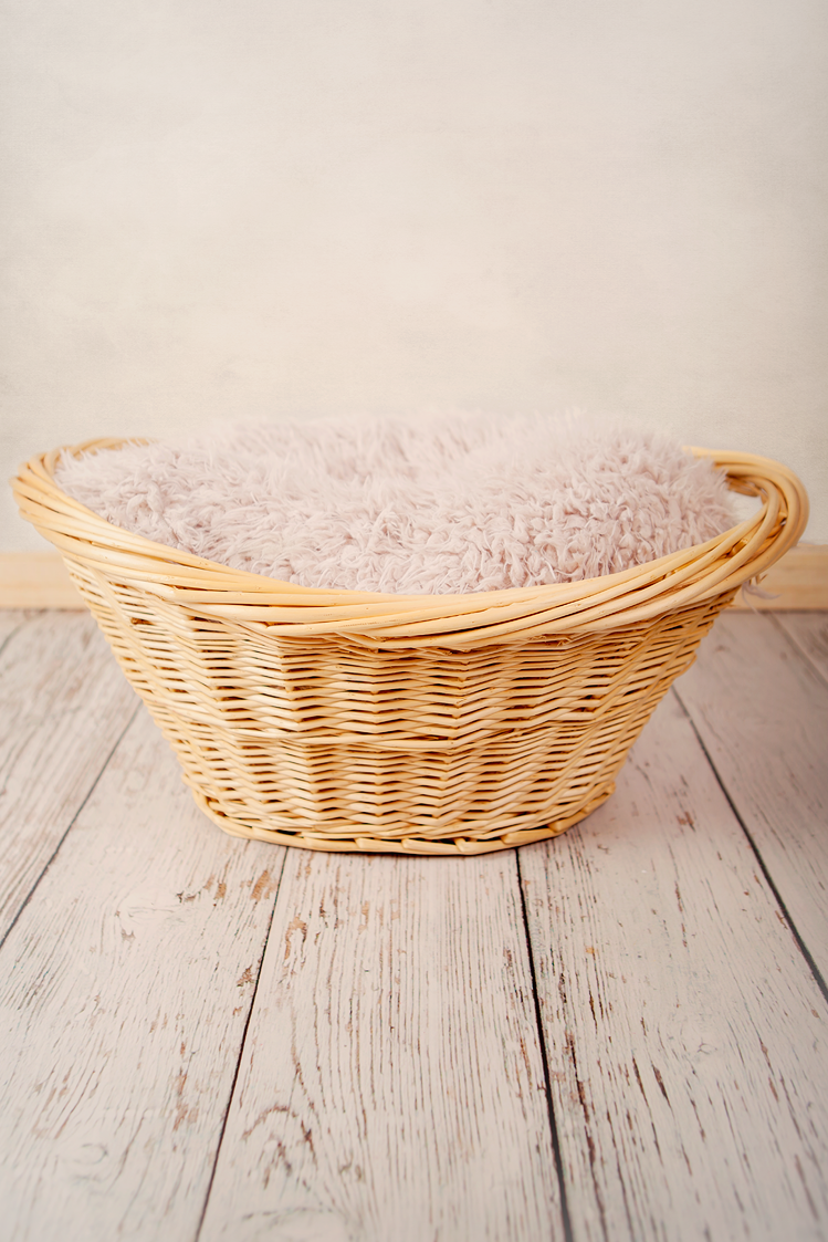 basket-and-white-floor-wb